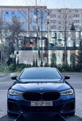 BMW 530e-11