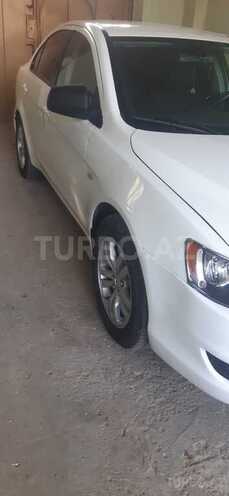 Mitsubishi Lancer-5