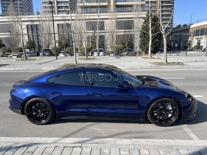 Porsche Taycan GTS-6