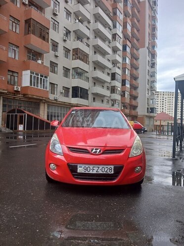 Hyundai i20-1