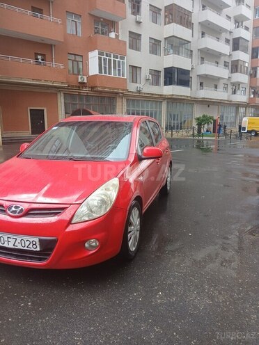 Hyundai i20-3