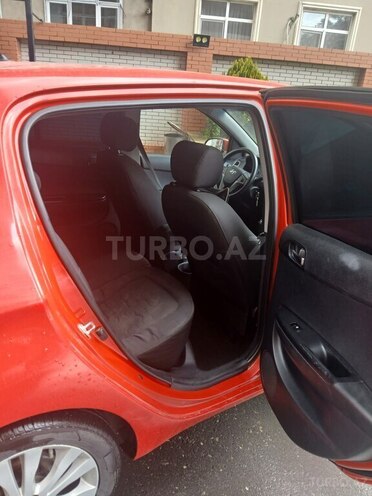 Hyundai i20-10