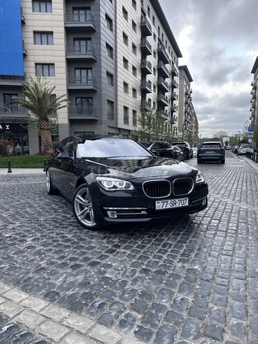 BMW 750-2