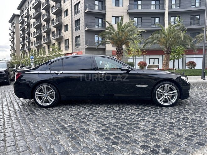 BMW 750-7