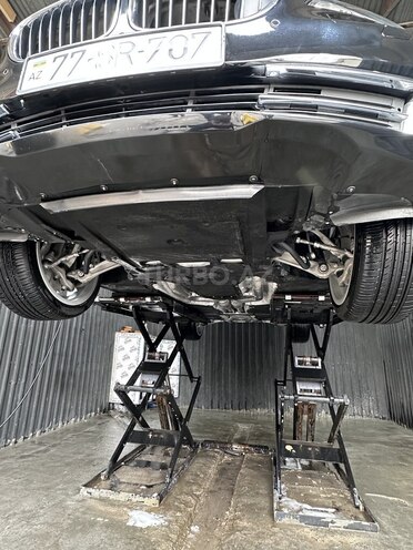 BMW 750-16