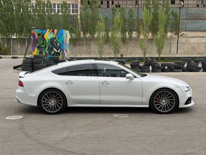 Audi A7-7