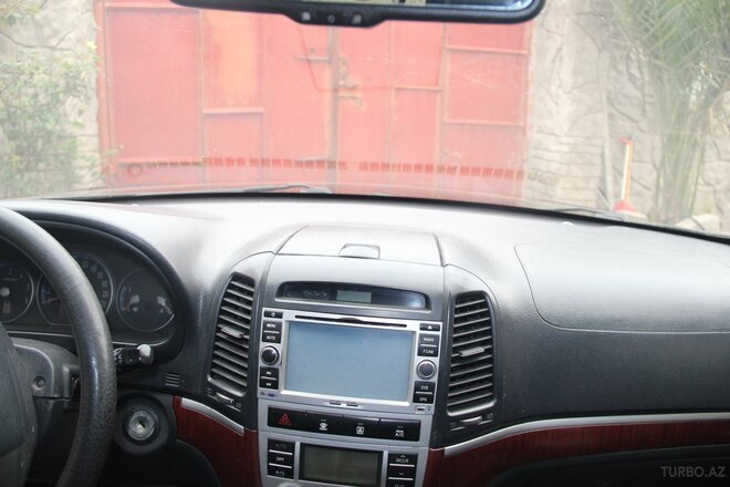 Hyundai Santa Fe-4