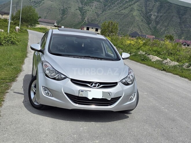 Hyundai Elantra-7