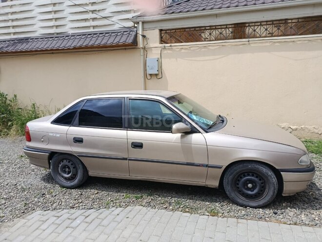 Opel Astra-5