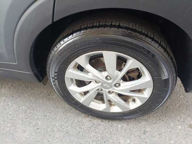 Hyundai Tucson-15