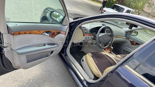 Mercedes E 220-6