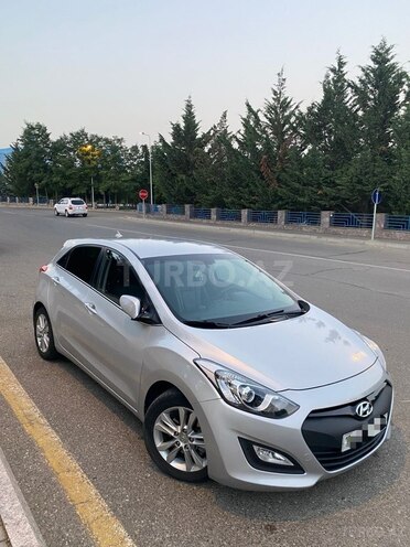 Hyundai i30-4