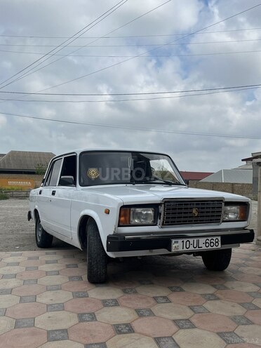 LADA (VAZ) 2107-1