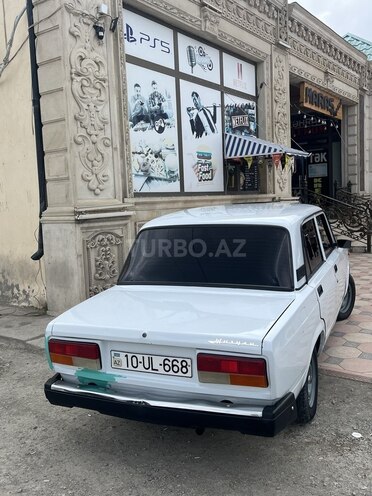 LADA (VAZ) 2107-5