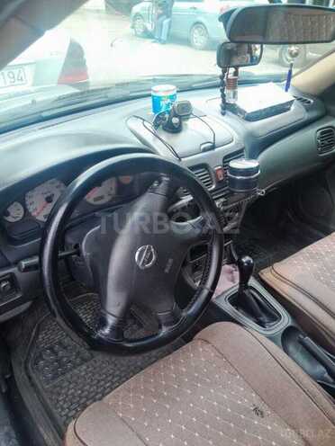 Nissan Sunny-9