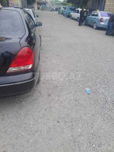 Nissan Sunny-4