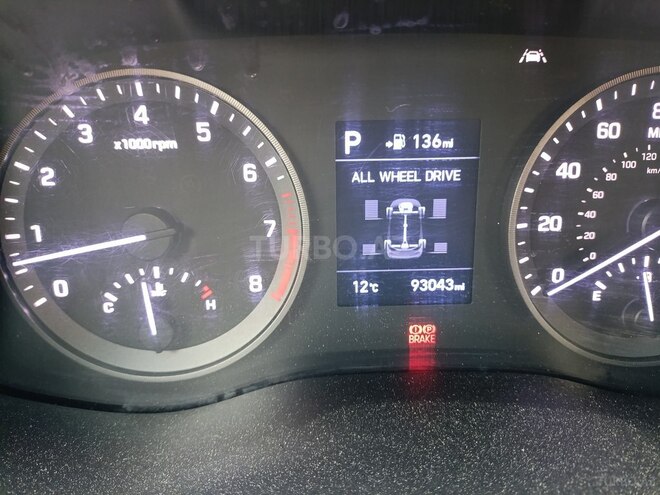 Hyundai Tucson-10