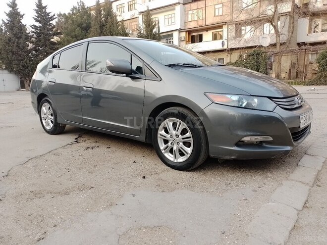 Honda Insight-7