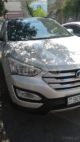 Hyundai Santa Fe-5