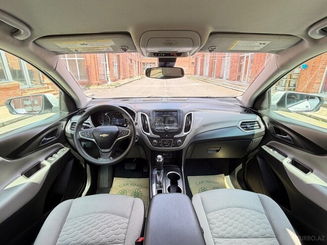 Chevrolet Equinox-12