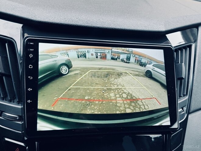 Hyundai Sonata-18