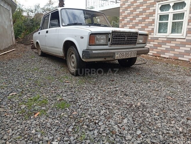 LADA (VAZ) 2107-5