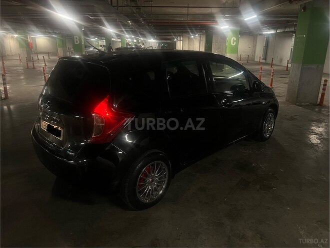 Nissan Note-8