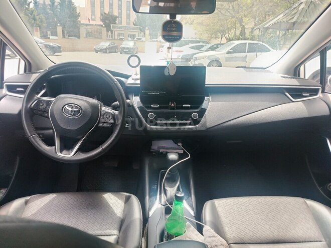 Toyota Corolla-11