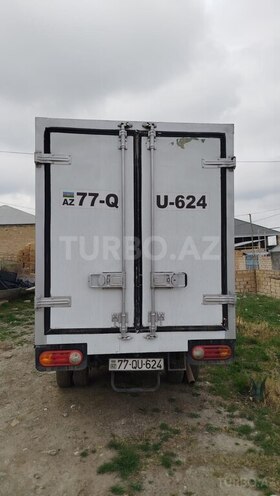 Hyundai H 100-8
