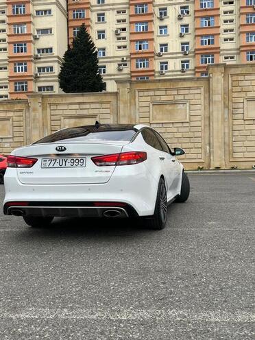 Kia Optima-4
