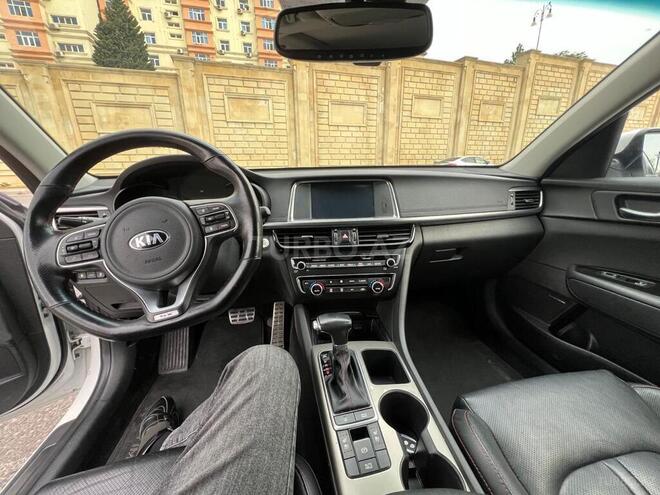 Kia Optima-17