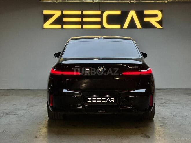 BMW i7-5