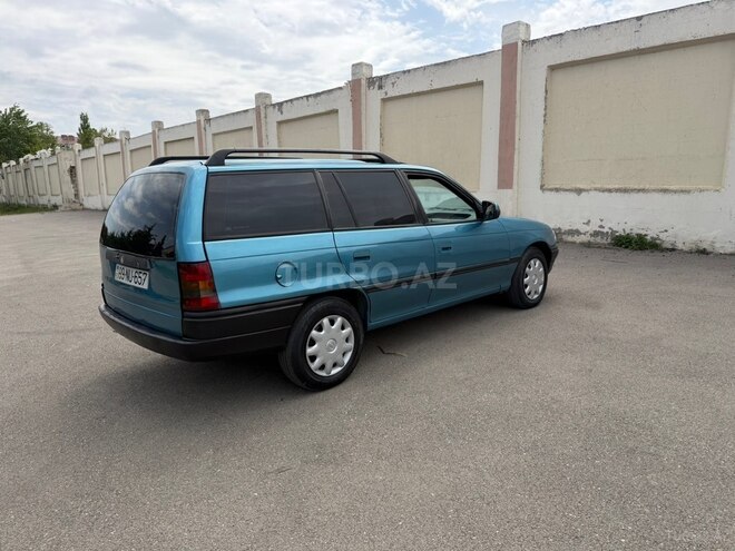 Opel Astra-4
