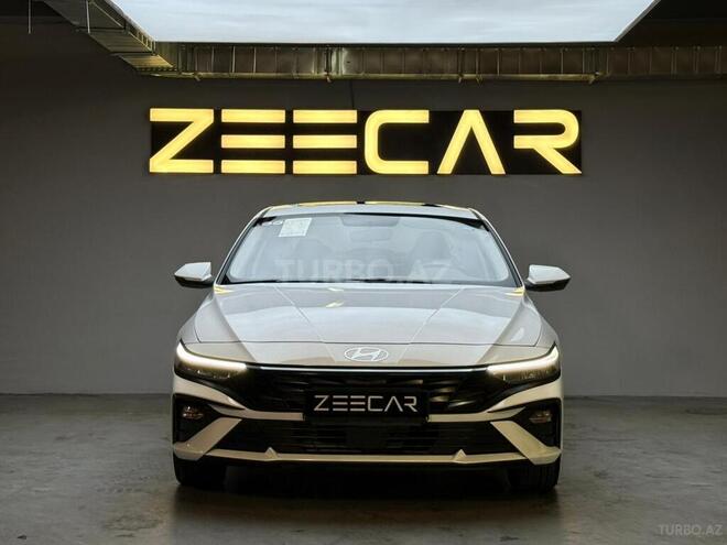 Hyundai Elantra-2