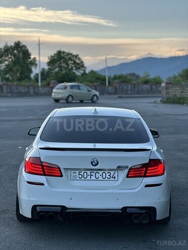 BMW 528-4