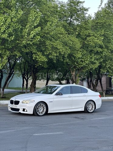 BMW 528-2