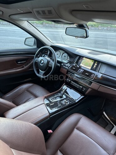 BMW 528-7