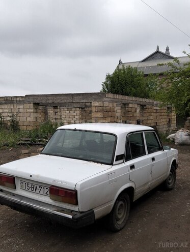 LADA (VAZ) 2107-3