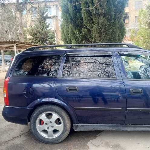 Opel Astra-5