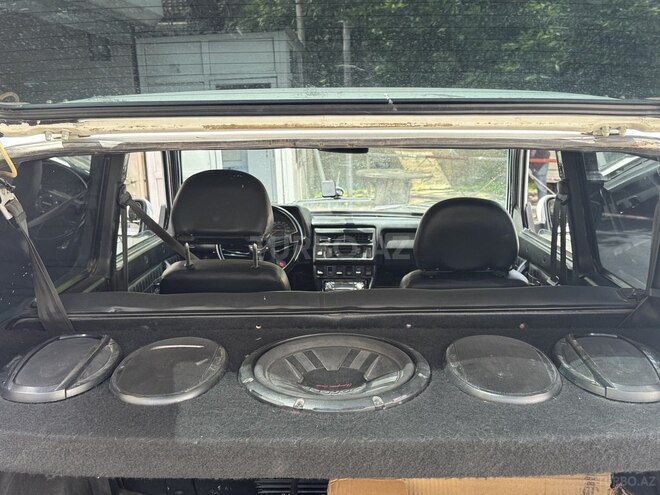 LADA (VAZ) Niva-12