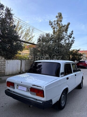 LADA (VAZ) 2107-4