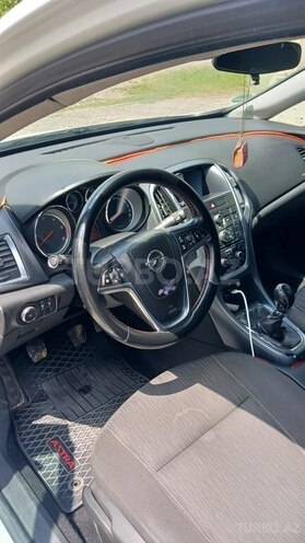 Opel Astra-9