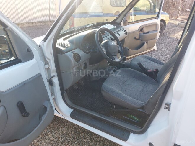 Renault Kangoo-10