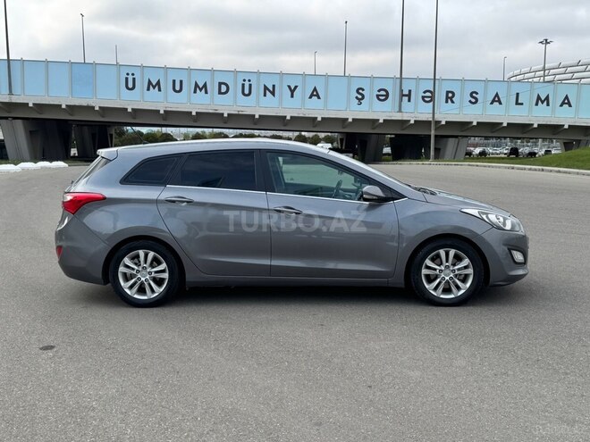 Hyundai i30-6