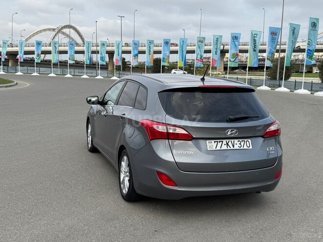 Hyundai i30-3