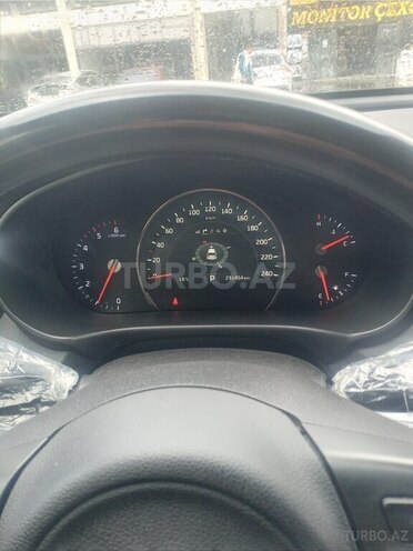Kia Sorento-19