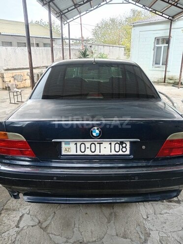 BMW 728-3