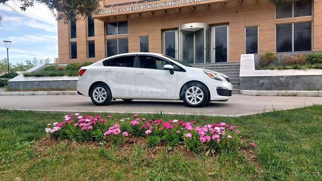 Kia Rio-6