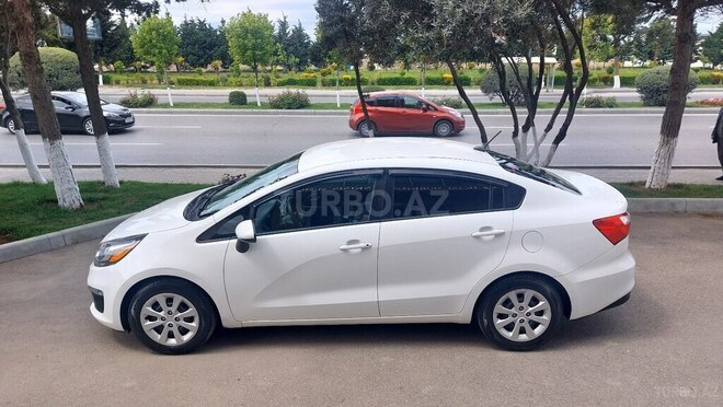 Kia Rio-7