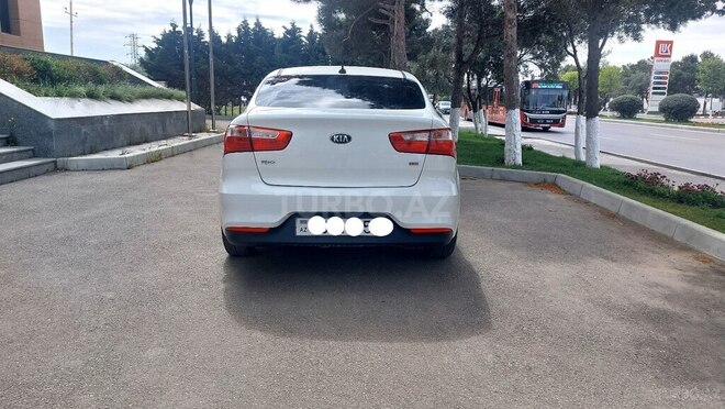 Kia Rio-8